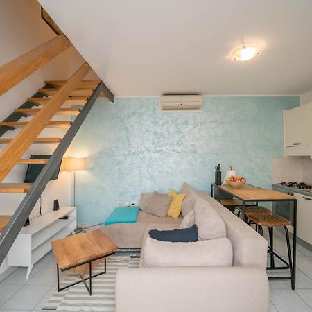 Cozy Apartment Close To The Beach And City Centre Umag Extérieur photo